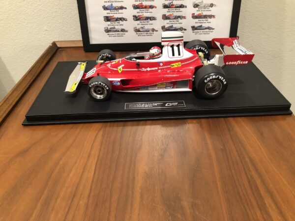 Model F1 GP Replicas 1/12 Ferrari 312 T Winner Italy GP Monza 1975 #11 w/driver C. Regazzoni