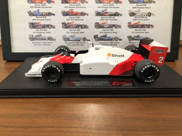 GP-REPLICAS - 1/18 - McLAREN - F1 MP4/2C N 2 SEASON 1986 KEKE ROSBERG - WITH SHOWCASE - WHITE RED