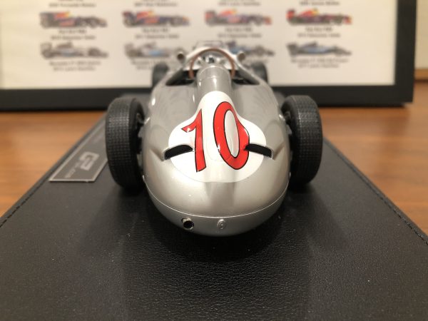 1/18 GP Replicas W196 Open wheel 1955 #10- Belgian Gran Prix Winner - M.Fangio, OPENING HOOD - Image 4