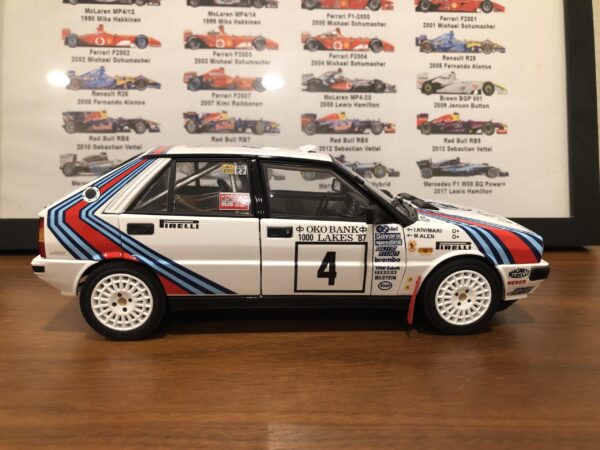 1/18 Kyosho 1987 Lancia Delta HF 4WD #4 Winner 1000 Lakes Rallye Martini Lancia Alén Markku, Kivimäki Ilkka - Image 2