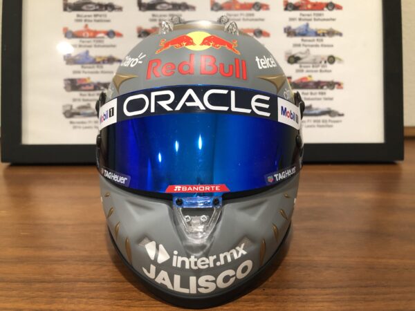 Sergio Pérez Bell Mini Helmet Formula 1 GP 2022 1:2 - Image 2