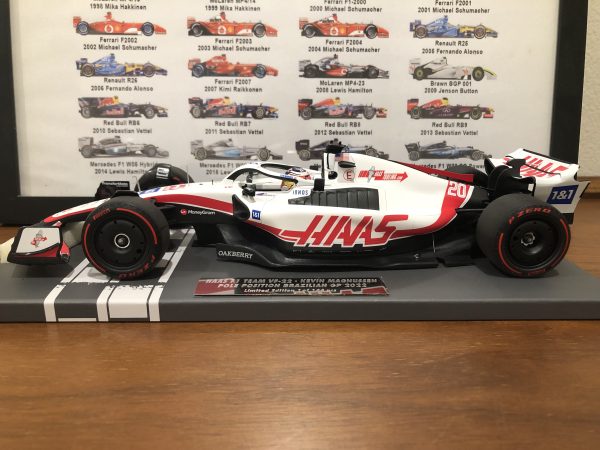 1/18 Minichamps 2022 Formula 1 Kevin Magnussen Haas VF-22 #20 1st Pole Position Brazilian GP