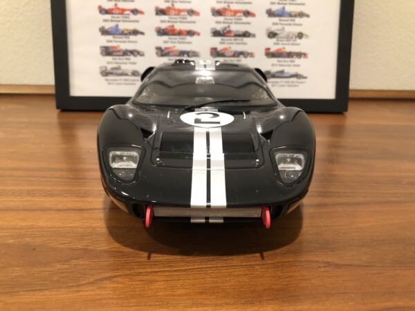 1/12 CMR 1966 Ford GT40 Mk II #2 Winner 24h LeMans Shelby-American Inc. Bruce McLaren, Chris Amon Car Model - Image 3
